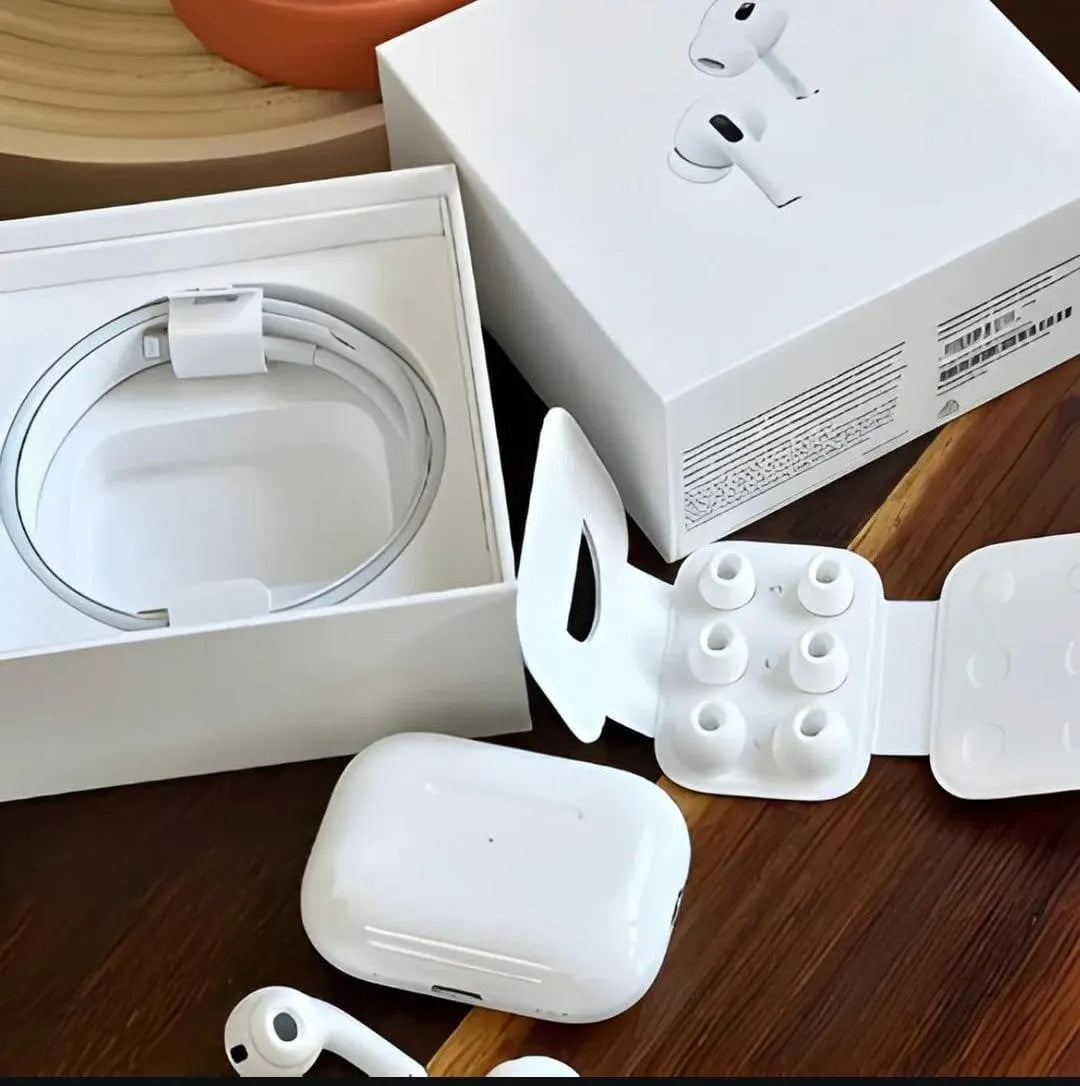 White Noise-Cancelling Bluetooth Earbuds with Super Bass & Long Battery